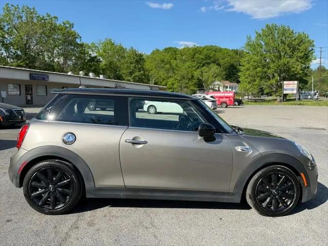2016 MINI Hardtop Cooper S