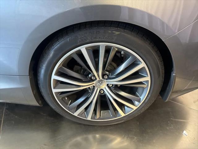 2019 INFINITI Q60 3.0t LUXE