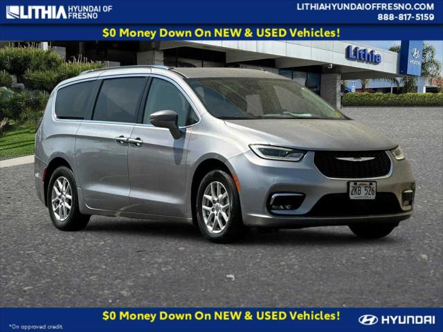 2021 Chrysler Pacifica Touring L for sale in Fresno, CA
