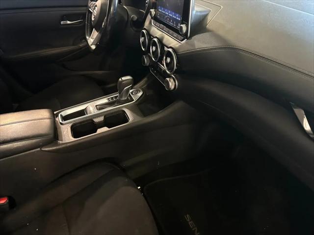 2022 Nissan Sentra SV Xtronic CVT