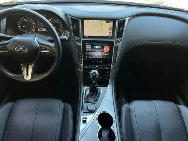 2022 INFINITI Q60 LUXE AWD