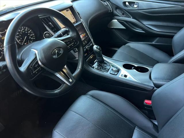 2022 INFINITI Q60 LUXE AWD