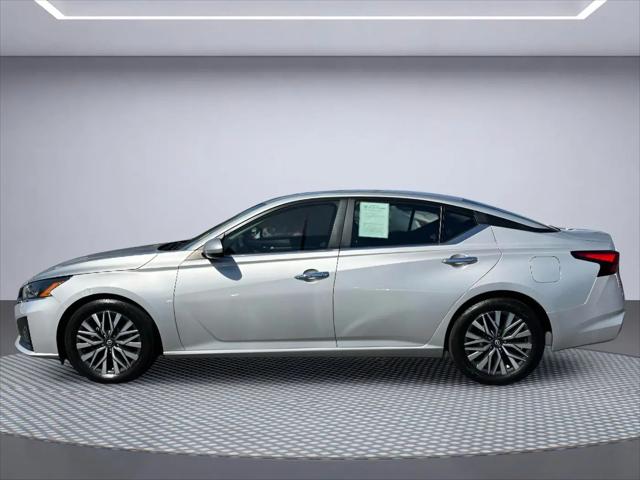 2023 Nissan Altima SV FWD