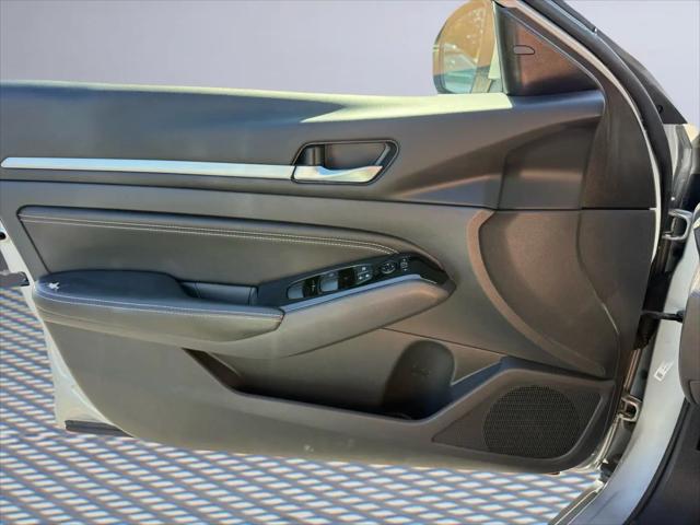 2023 Nissan Altima SV FWD