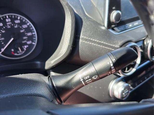 2021 Nissan Sentra SV Xtronic CVT