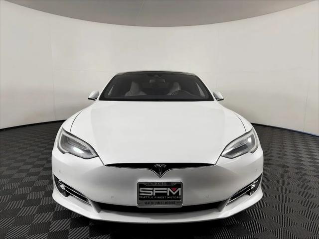 2016 Tesla Model S 90D