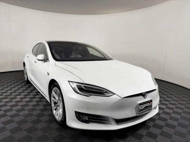 2016 Tesla Model S 90D