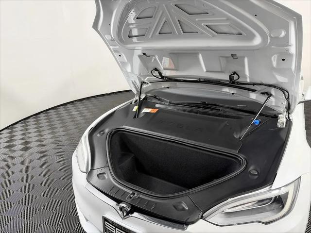 2016 Tesla Model S 90D