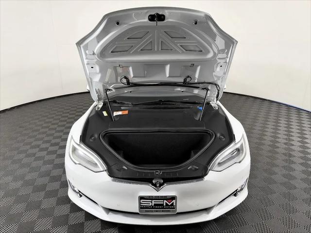 2016 Tesla Model S 90D