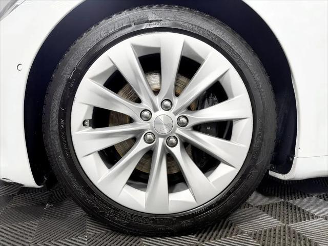 2016 Tesla Model S 90D