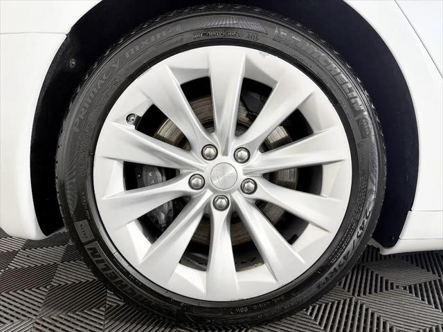 2016 Tesla Model S 90D