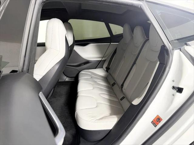 2016 Tesla Model S 90D
