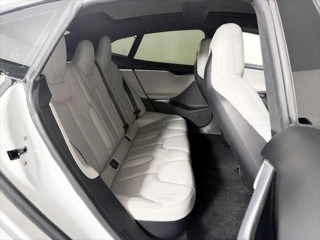 2016 Tesla Model S 90D