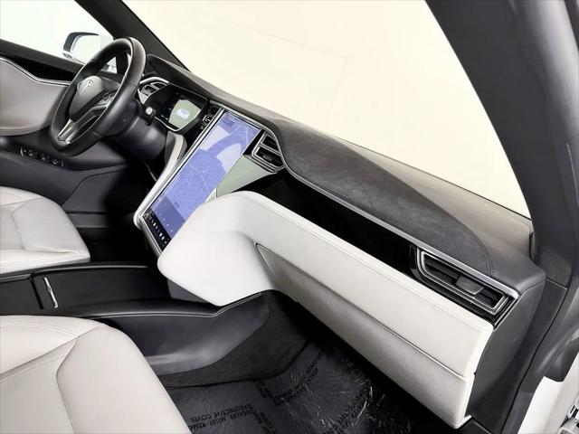 2016 Tesla Model S 90D
