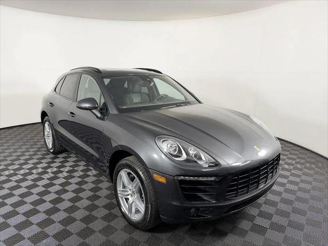 2017 Porsche Macan Macan