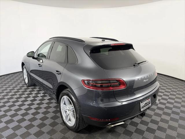 2017 Porsche Macan Macan
