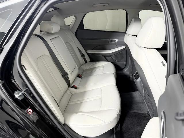 2022 Hyundai Sonata Hybrid Limited