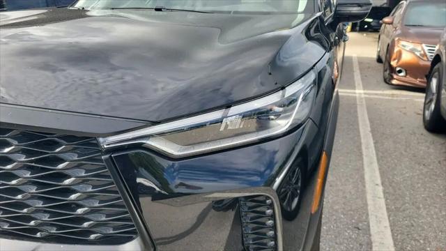 2025 INFINITI QX60 PURE