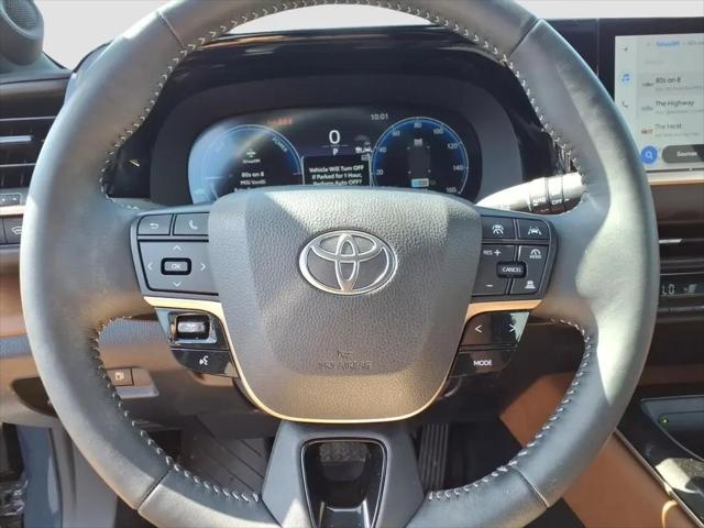 2025 Toyota Crown Signia Limited