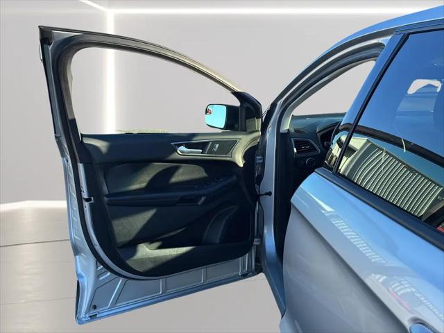 2018 Ford Edge SE
