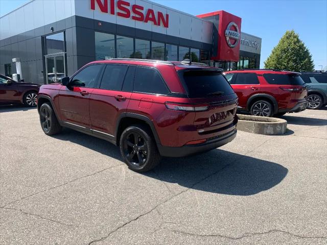 2025 Jeep Grand Cherokee Altitude X 4x4