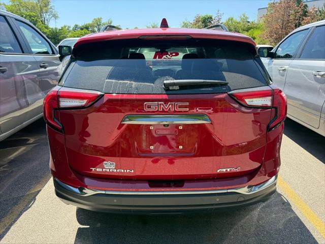 2024 GMC Terrain AWD AT4