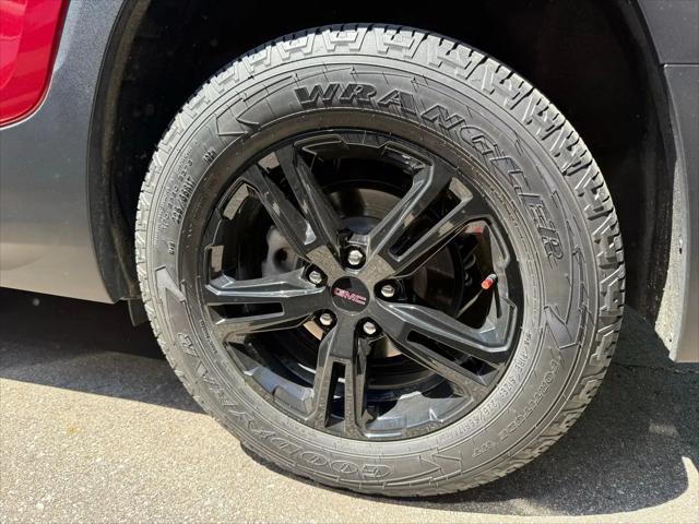 2024 GMC Terrain AWD AT4