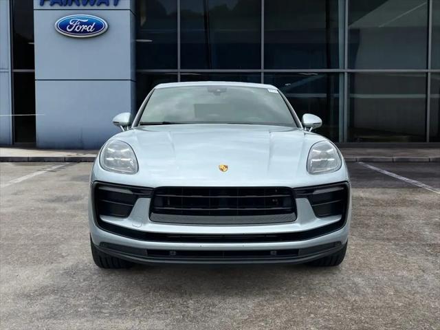 2022 Porsche Macan Macan
