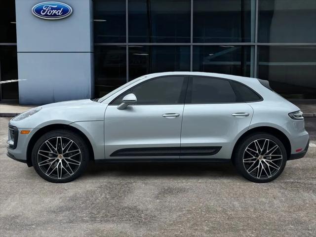 2022 Porsche Macan Macan