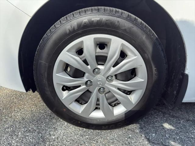 2019 Hyundai Accent SE