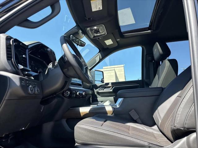 2026 Chevrolet Silverado 2500HD Crew Cab, Standard Bed, High Country, 4WD
