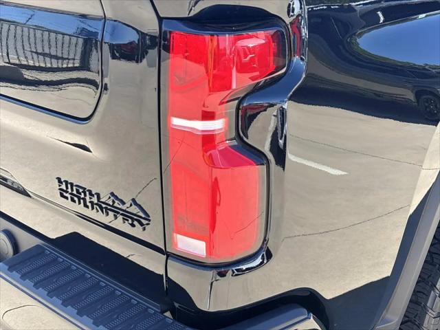 2026 Chevrolet Silverado 2500HD Crew Cab, Standard Bed, High Country, 4WD