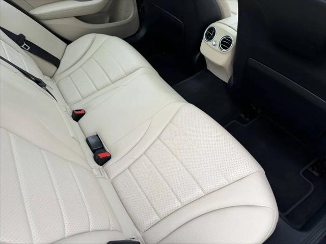 2016 Mercedes-Benz C-CLASS C 300 4MATIC
