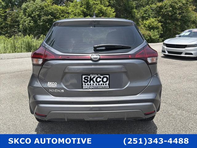 2023 Nissan Kicks S Xtronic CVT