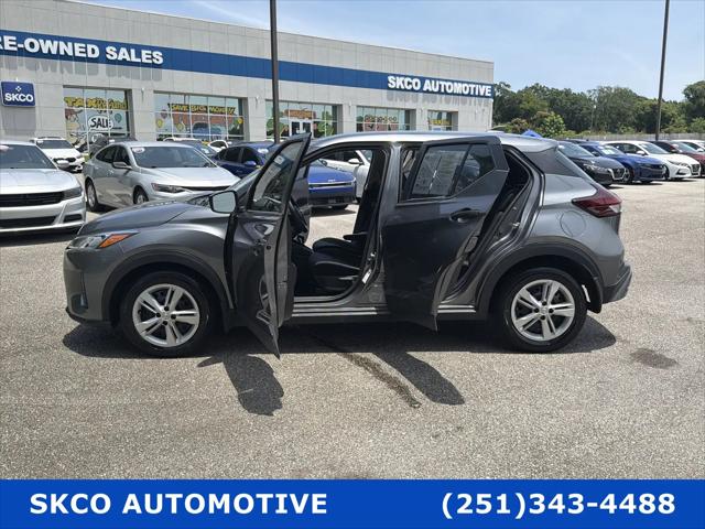 2023 Nissan Kicks S Xtronic CVT