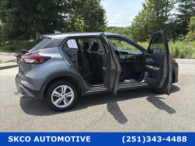 2023 Nissan Kicks S Xtronic CVT