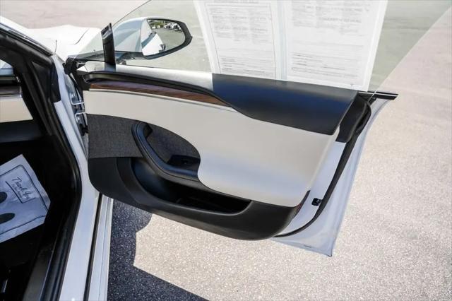 2021 Tesla Model S Plaid Tri Motor All-Wheel Drive