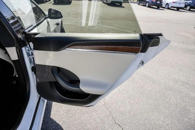 2021 Tesla Model S Plaid Tri Motor All-Wheel Drive