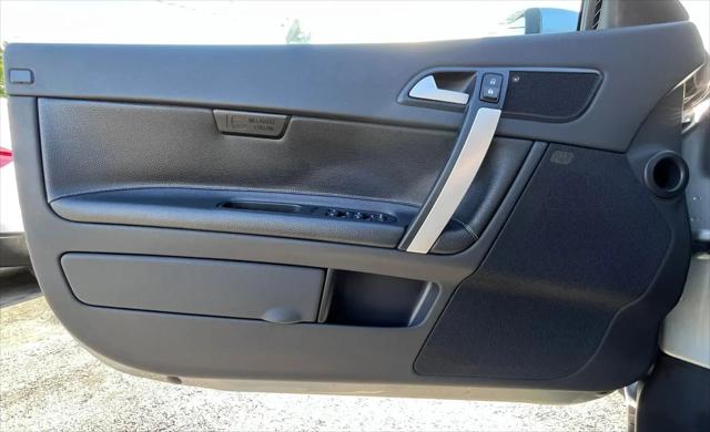 2011 Volvo C70 T5