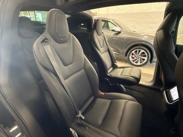 2022 Tesla Model X Plaid Tri Motor All-Wheel Drive