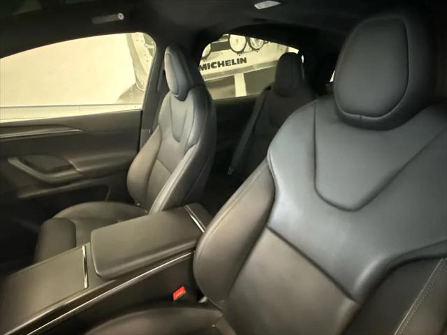 2022 Tesla Model X Plaid Tri Motor All-Wheel Drive