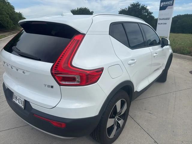 2019 Volvo XC40 T5 Momentum