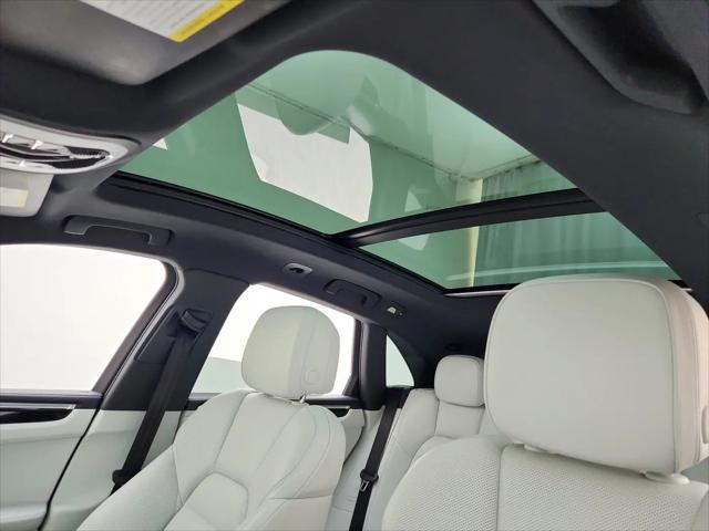 2024 Porsche Macan S