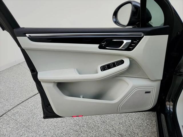 2024 Porsche Macan S