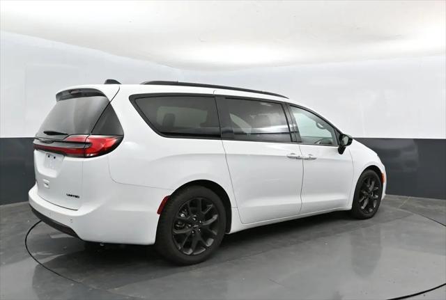 2025 Chrysler Pacifica Limited