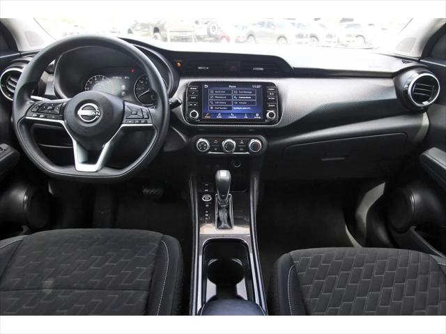2023 Nissan Kicks SV Xtronic CVT