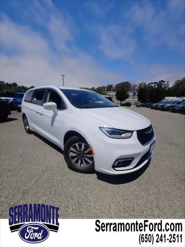 2022 Chrysler Pacifica Hybrid Touring L for sale in Colma, CA