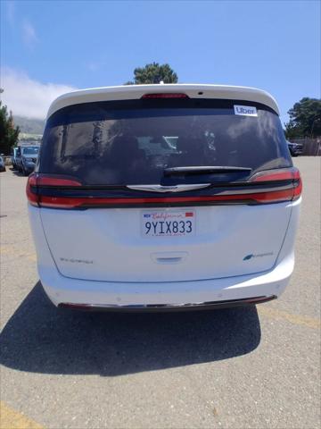 2022 Chrysler Pacifica Hybrid Touring L