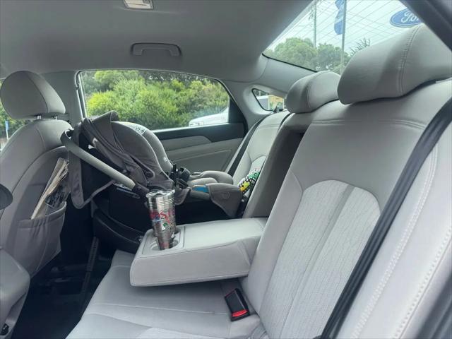 2019 Hyundai Sonata Hybrid SE