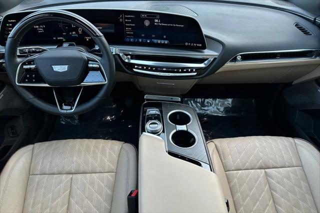 2024 Cadillac iQ Sport w/1SK
